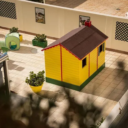 Spacious In Playa De Americas With Pool プラヤ・デ・ラス・アメリカス